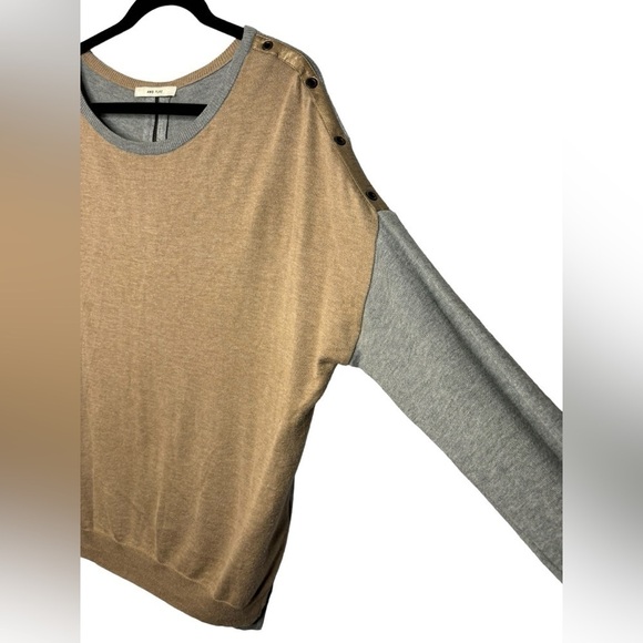 AMS PURE Rivet Sleeve V Neck Color Block Back Zip Cashmere Blend Sweater Size 6 - Picture 6 of 13